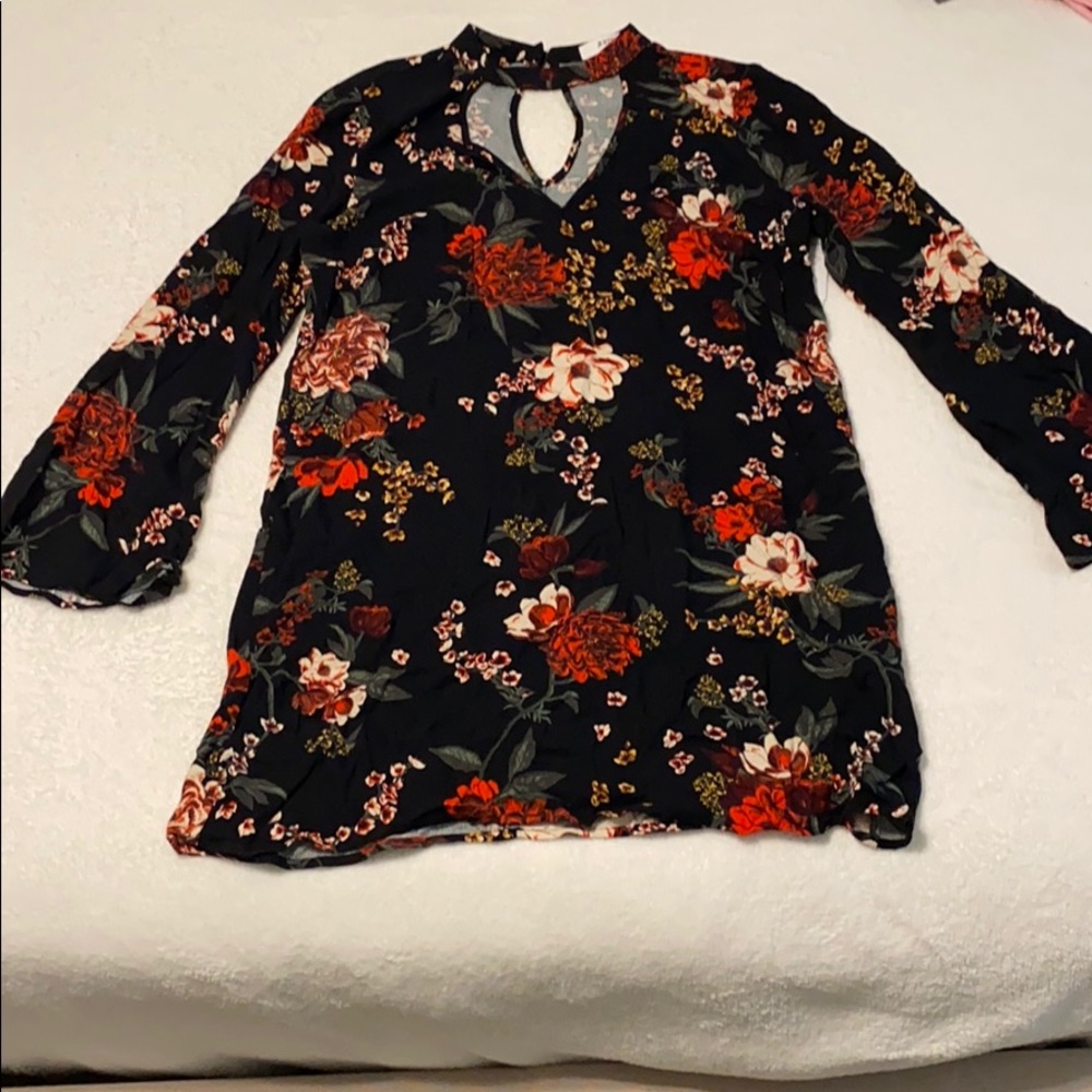Floral long bell sleeve dress